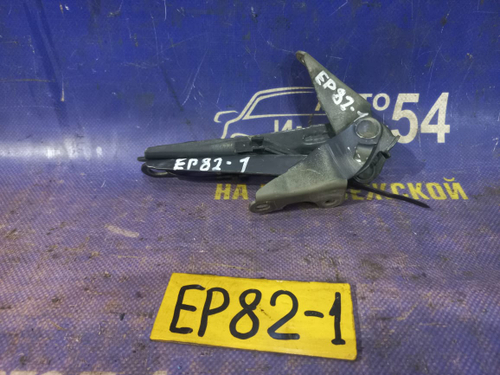 Петля капота левая TOYOTA STARLET 1994