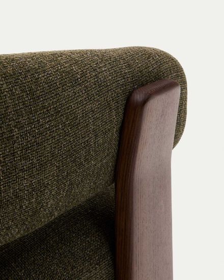 Granite Кресло из зеленого шенилла и массива ясеня в отделке орех Испания Lа Forma