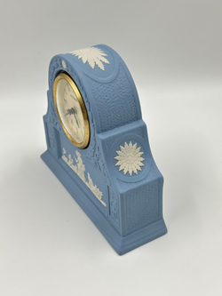 Часы Wedgwood голубые