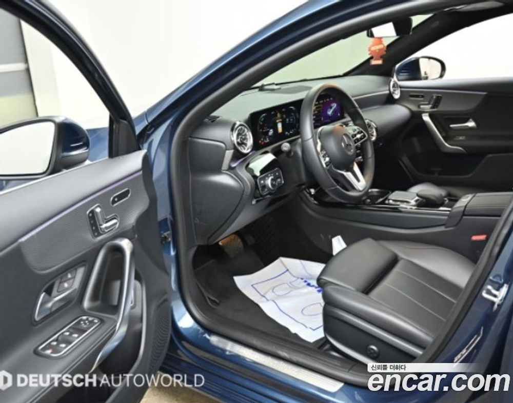 Mercedes-Benz A-Class W177 A250 4MATIC Sedan (09.2022)