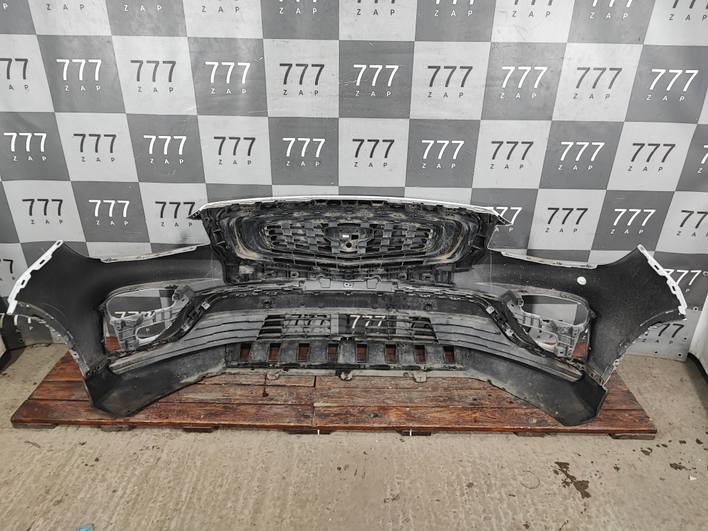 Бампер передний в сборе Geely Atlas Pro 21-нв Б/У Оригинал 6010094600