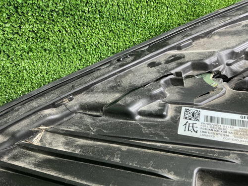 Битая Фара правая Geely Atlas 2 (2023-н.в.) LED