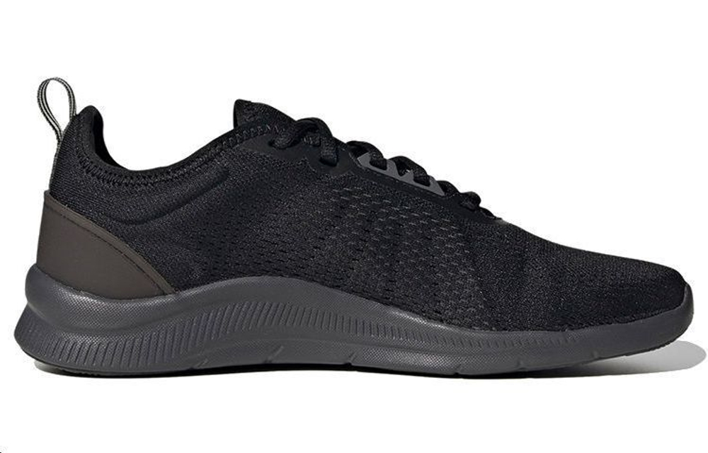 Кроссовки Adidas Asweetrain