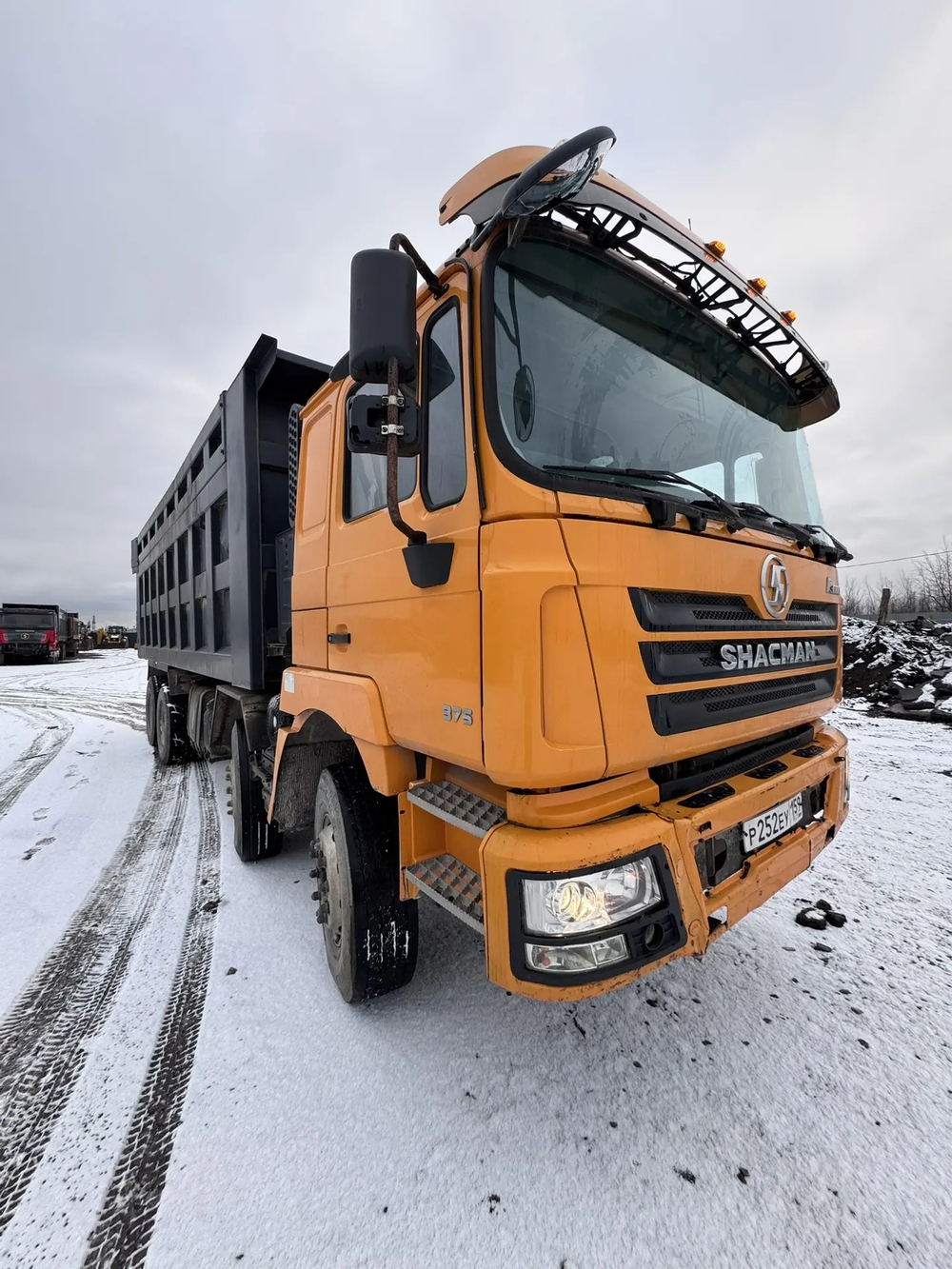Shacman (Shaanxi) SX* 8x4 Самосвал SX3318DT366 (Дизельный, 11,6 л, 375 л.с., МТ)