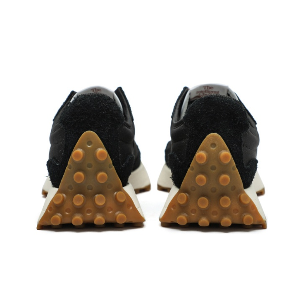 Женские кроссовки New Balance 327 'Black White Gum' WS327BL