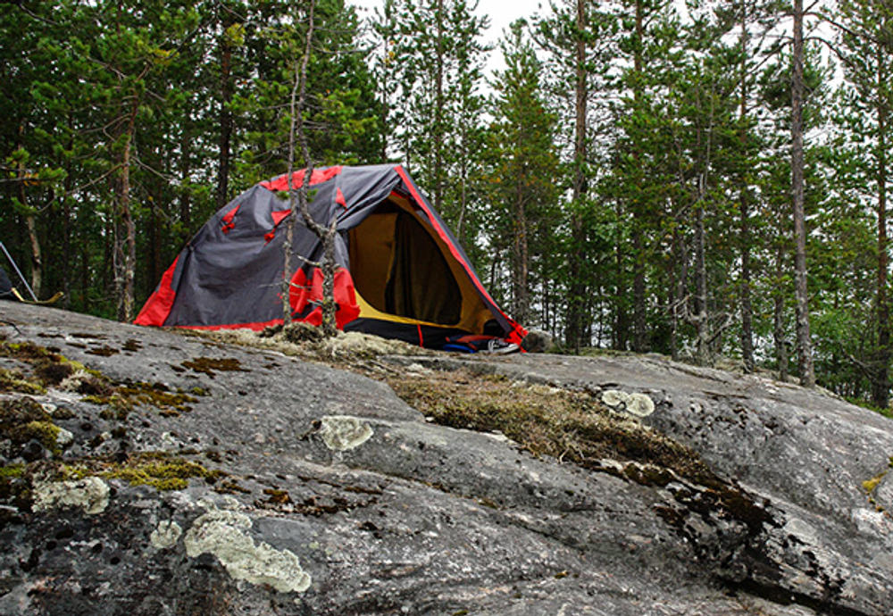 Палатка TRAMP Peak 3 (V2), артикул TRT-26, цвет Серый