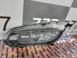 Решетка бампера правая Volvo S60 2 10-13 Б/У Оригинал 31294134