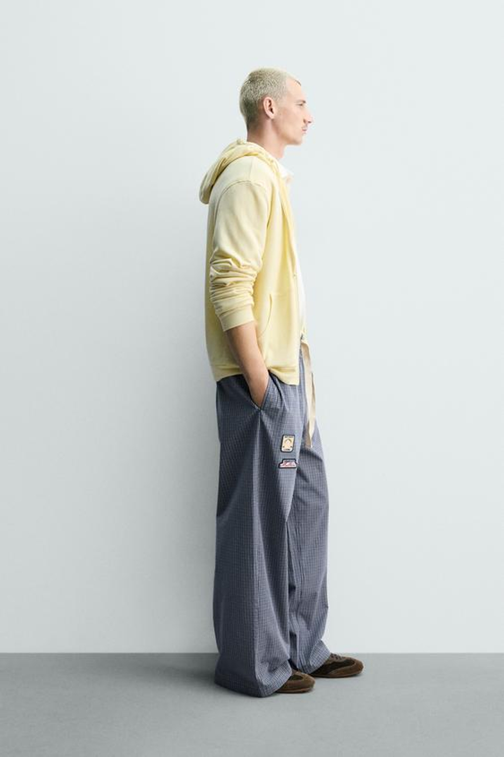 ZARA БРЮКИ RELAXED FIT В КЛЕТКУ С НАШИВКАМИ, МОРСКОЙ СИНИЙ