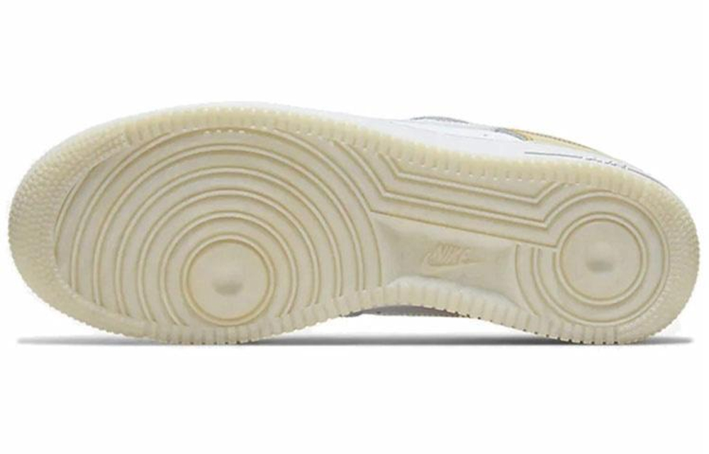 Кроссовки Nike Air Force 1 07 Prm