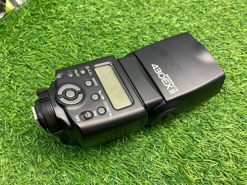 Canon Speedlite 430EX
