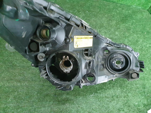 Битая Фара левая Subaru Legacy 5 (2009-2014) ксенон