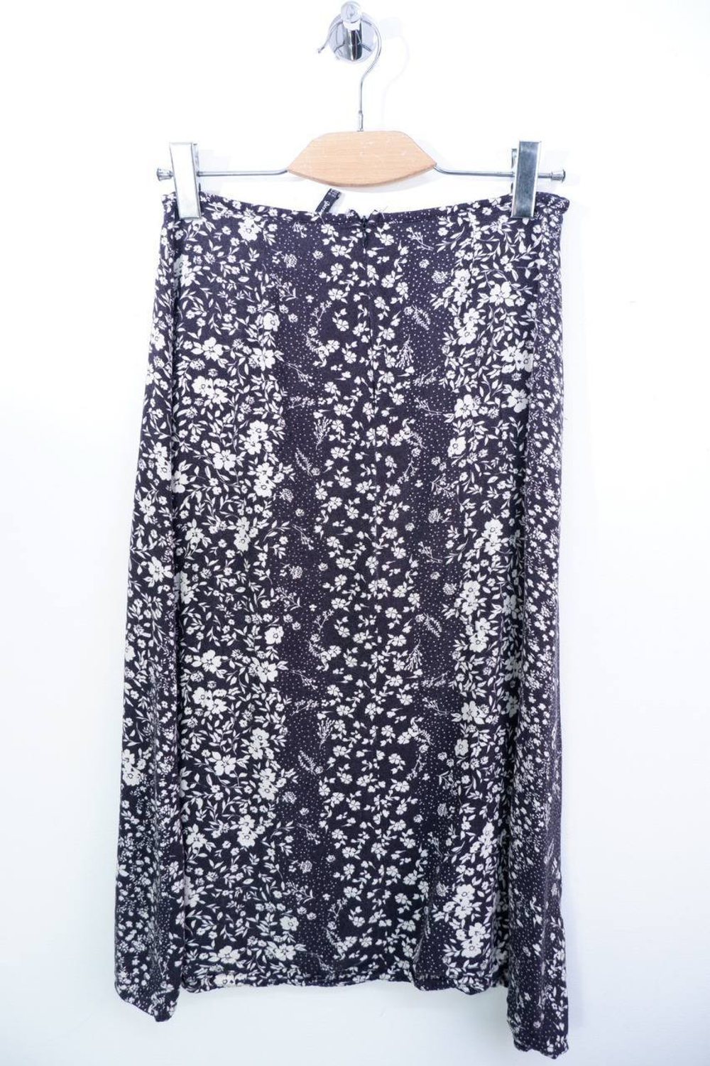 Юбка Stradivarius модная, маркировка 38 eur, визуально 44 размер