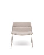 Кресло Zahara бежевого цвета и сталь в бежевой отделке