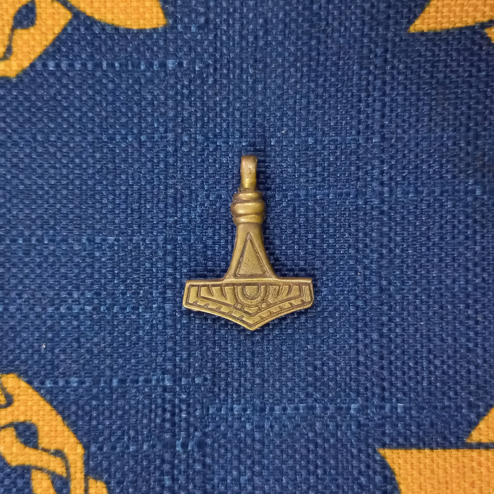 Мьёльнир. Готланд 10-11 в. (малый)