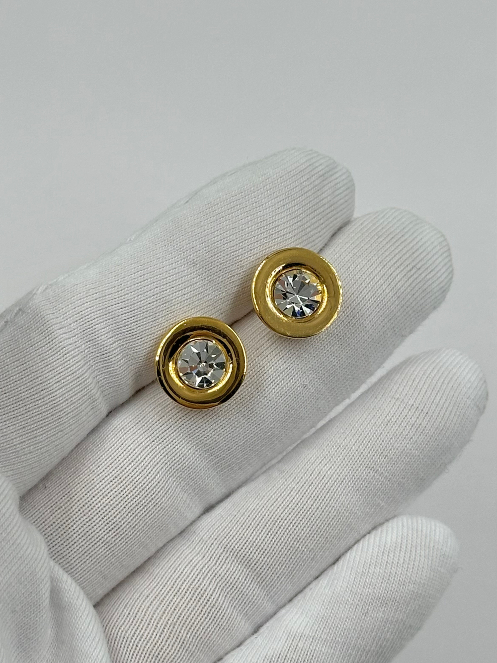 Серьги пусеты с кристаллами Givenchy