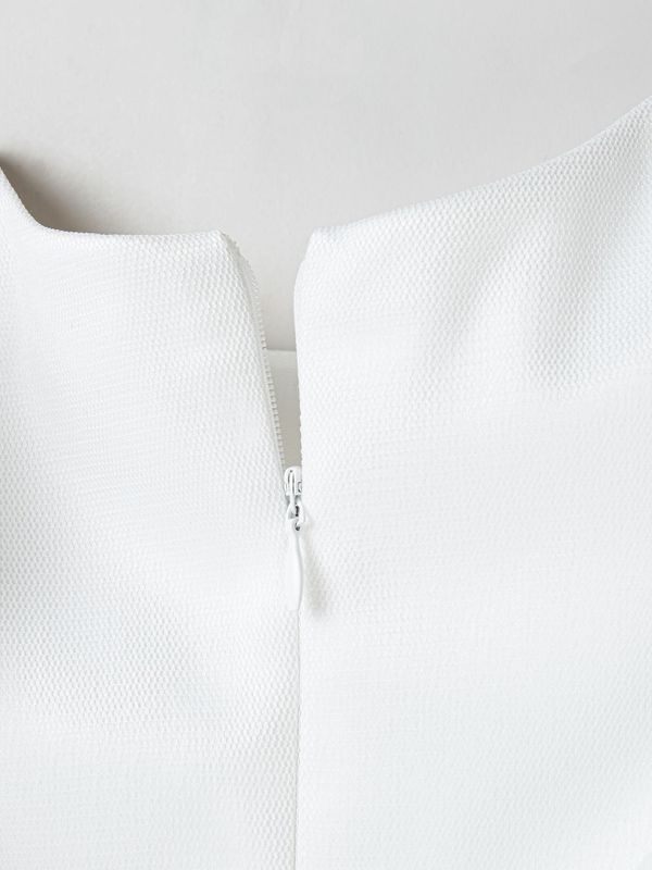 Платье из фатина с пышной юбкой 