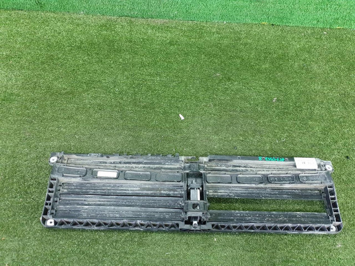 Воздуховод радиатора Mercedes S W223 (2020-н.в.)