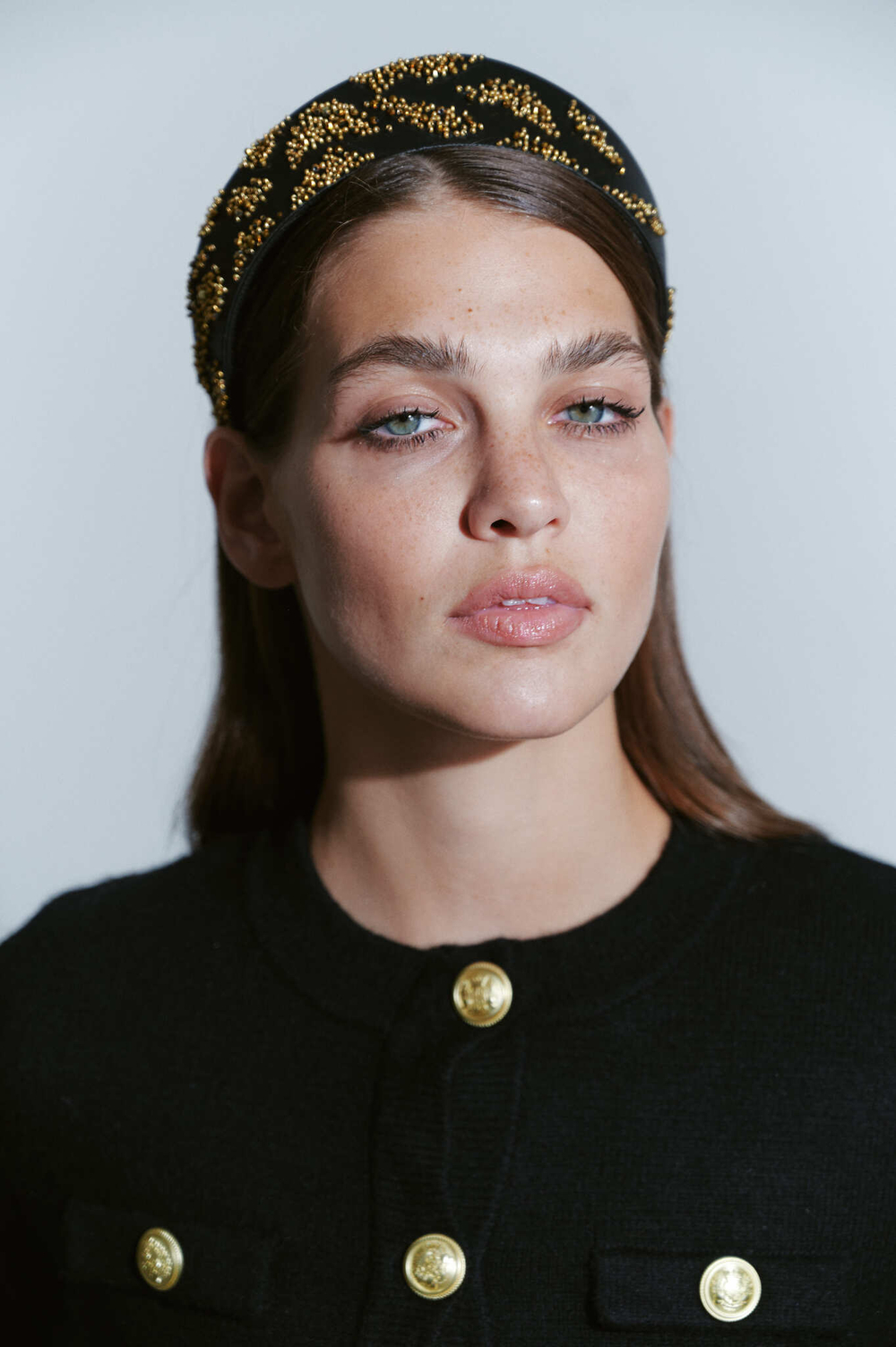 Кокошник с золотым декором