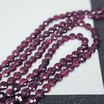 Гранат Родолит, таблетка, огранка, р-р 3.9×2.6мм, цена за нить 19 см