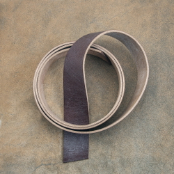 Ременная заготовка Bridle OAK BARK Australian Nut (2,8+ мм), цв. Коричневый