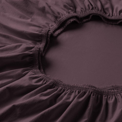 Простыня на резинке 150x200 Estella 670 aubergine баклажановая