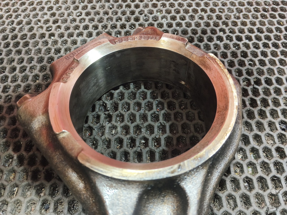 Поршень с шатуном