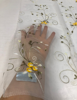 Тюль сетка с вышивкой розами арт. Розуэлл DM 8502 col. 05 из коллекции Laime