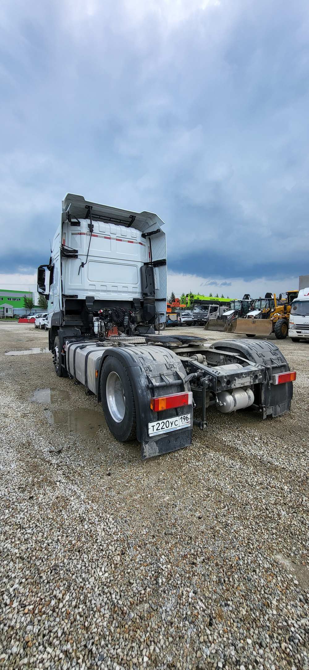 VASOL HV7 4x2 Седельный тягач DFD4189 (Дизельный, 13.0 л, 530 л.с. АТ)
