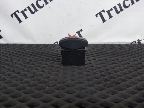 Кнопка центрального замка