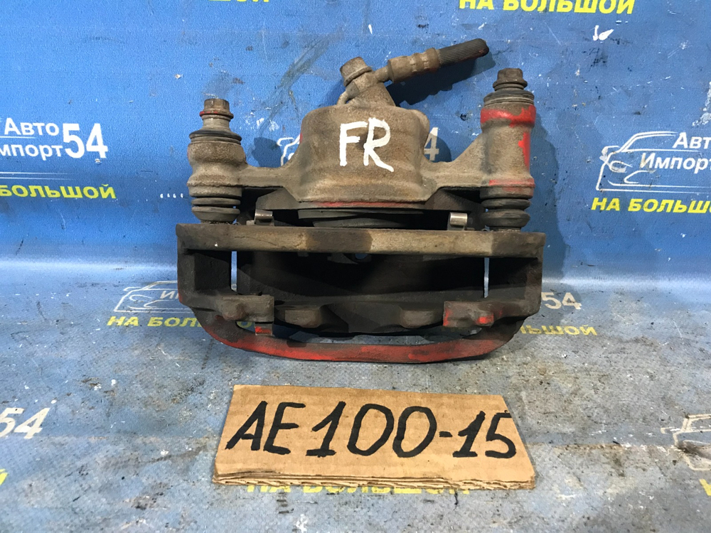 Суппорт тормозной передний правый TOYOTA SPRINTER 1992