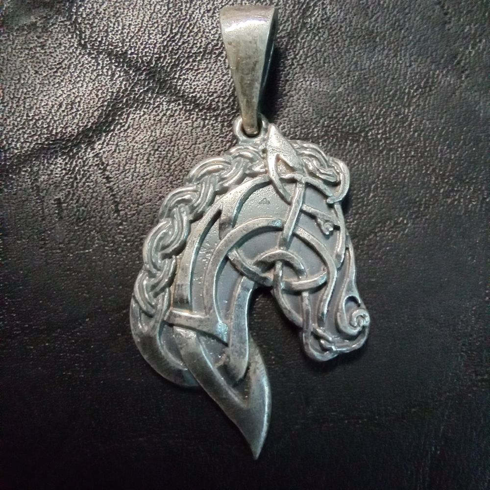 Подвеска. Лошадь