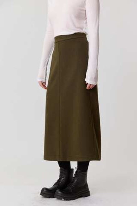 Юбка с разрезом зеленого цвета