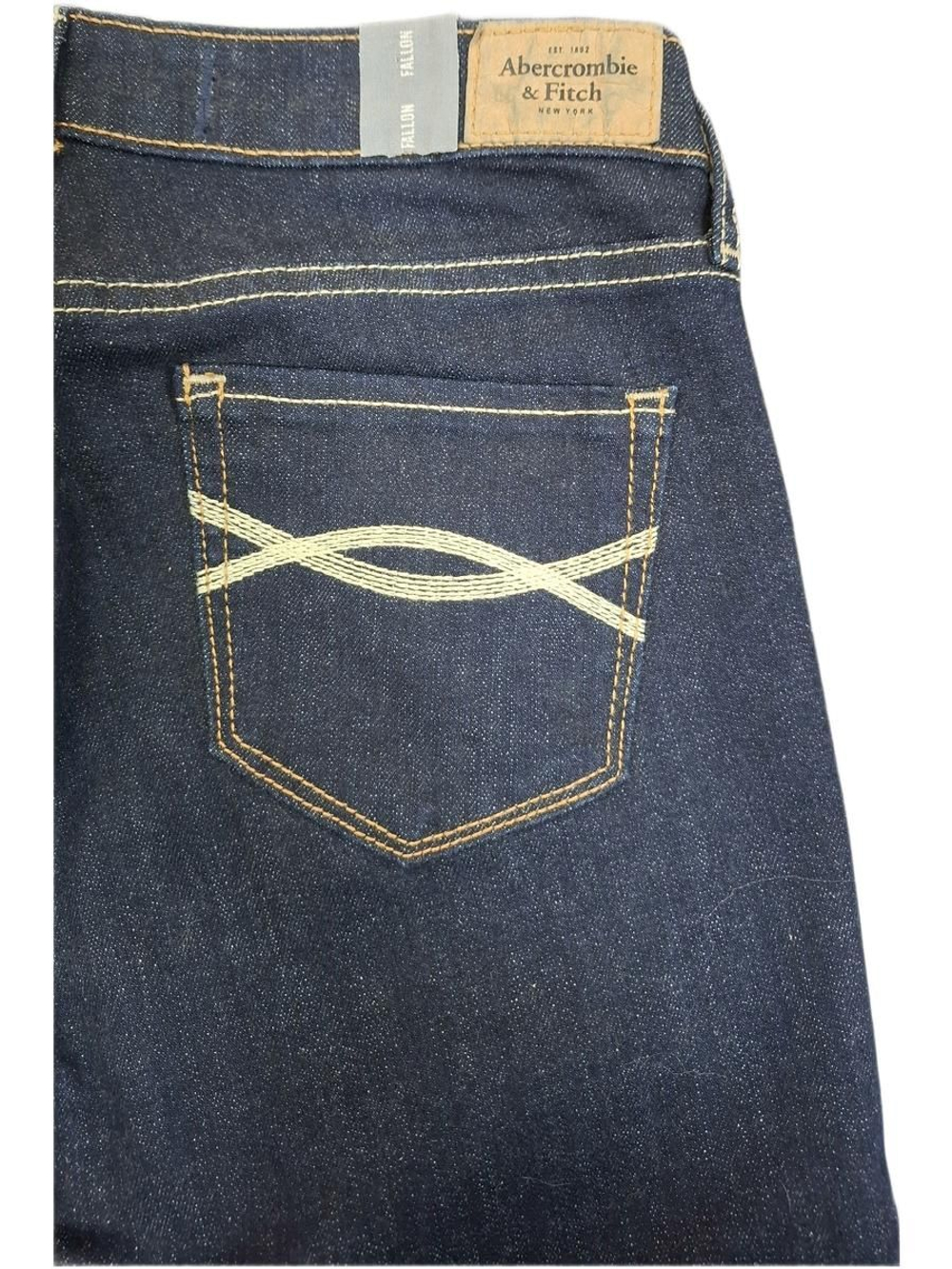 Джинсы женские