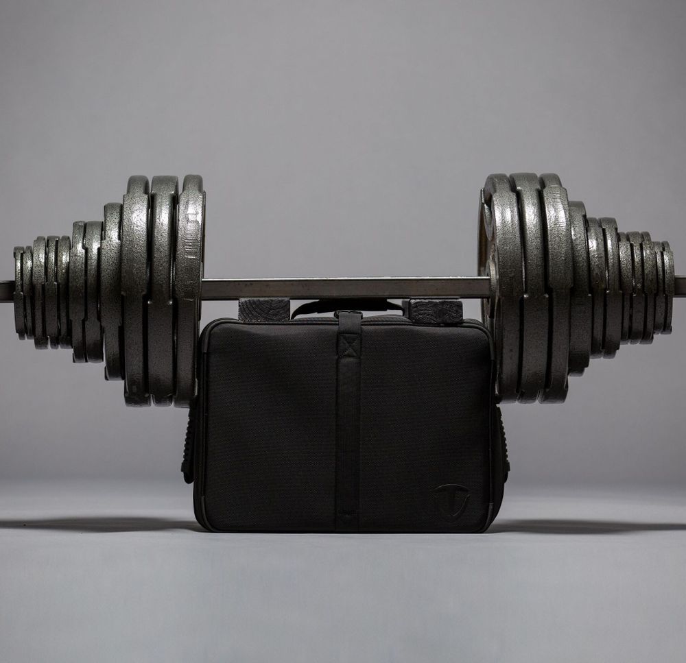 Сумка Tenba Air Case Attache 2015 634-222 жесткая для фотооборудования