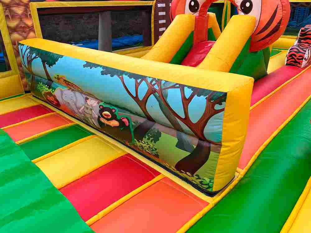 Коммерческий надувной батут «Сафари Ультра», 15*10*7,5 м