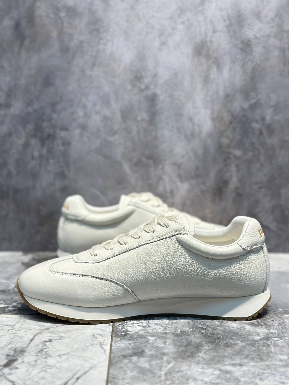 Кроссовки Prada