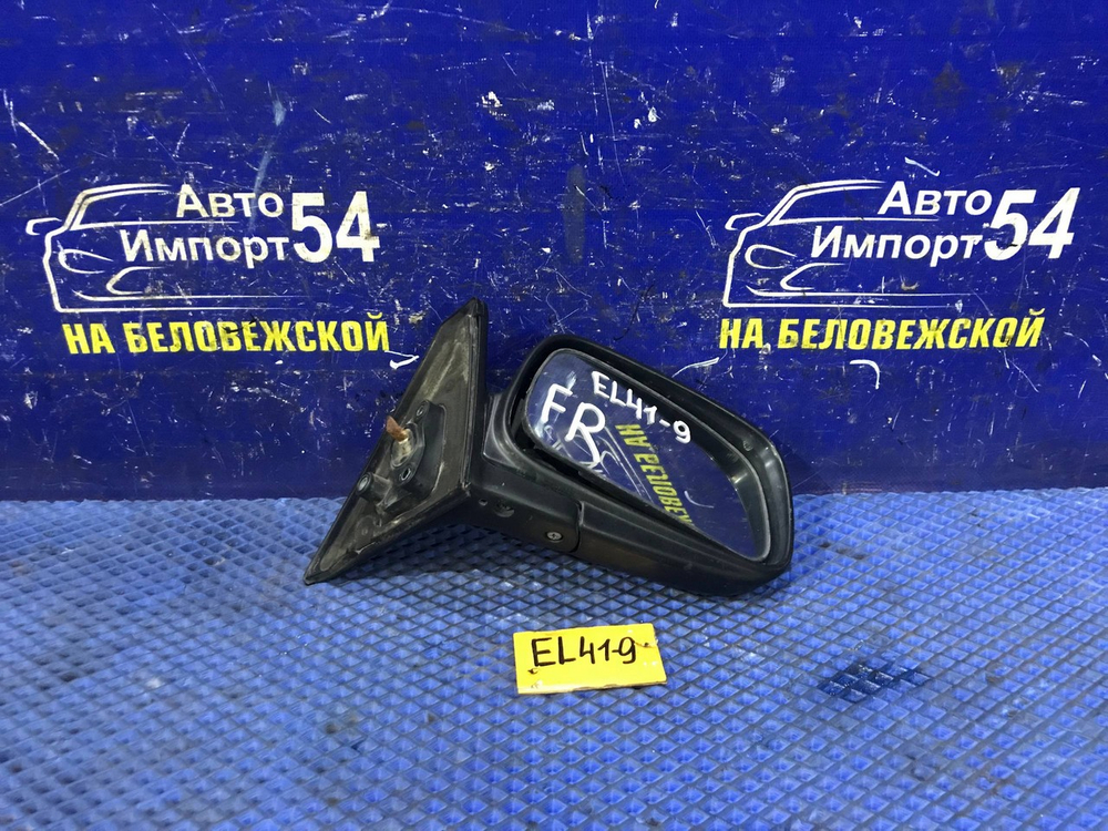 Зеркало правое TOYOTA CORSA 1991