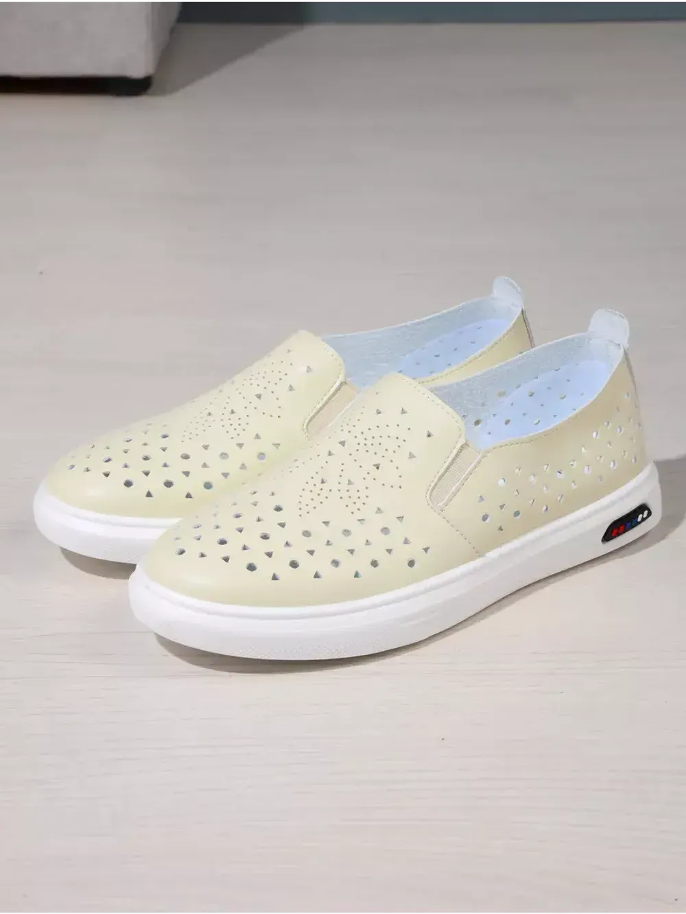 Мокасины летние с перфорацией