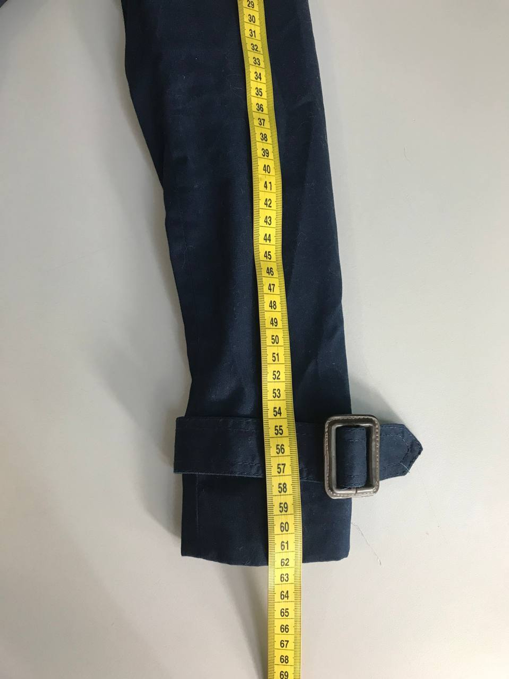 Плащ Stradivarius лаконичный, маркировка М, визуально на 46 размер