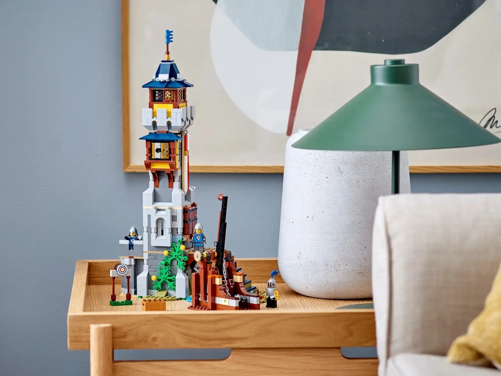 Конструктор LEGO Creator 3in1 31120 Средневековый замок