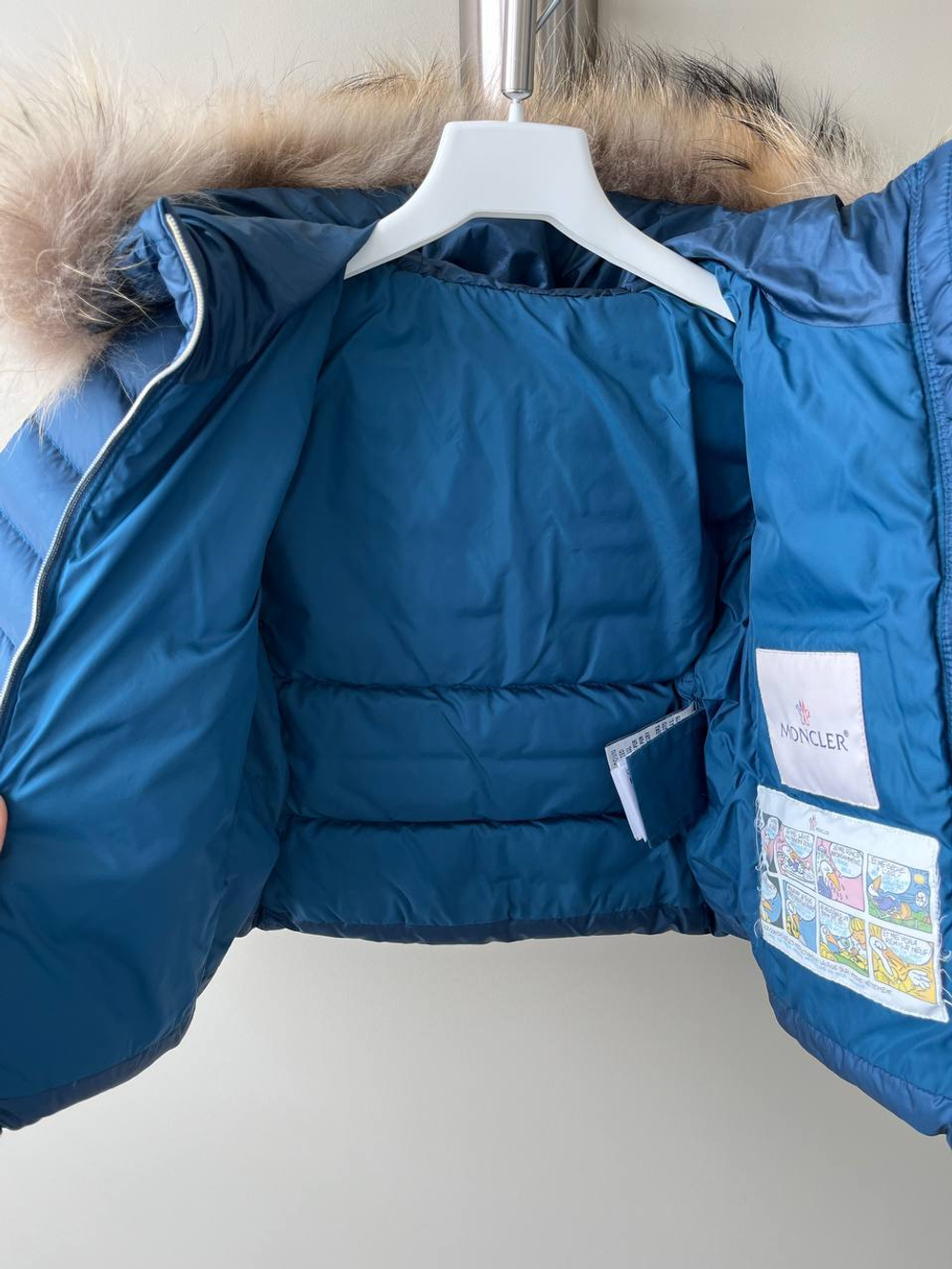 Пуховик Moncler