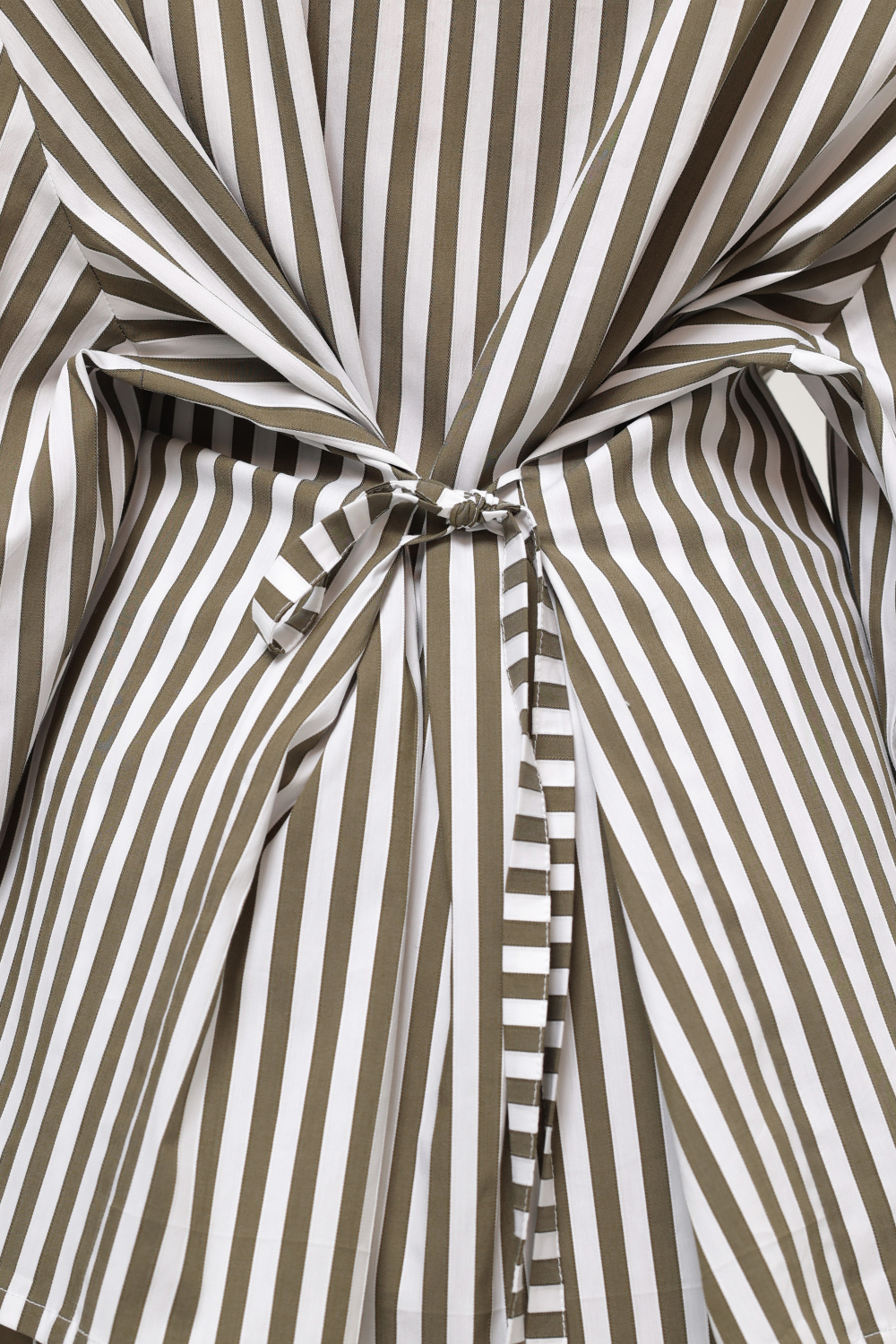 Рубашка в полоску с кантами