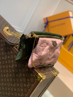 Louis Vuitton Maxi Multi Pochette Accessoires
