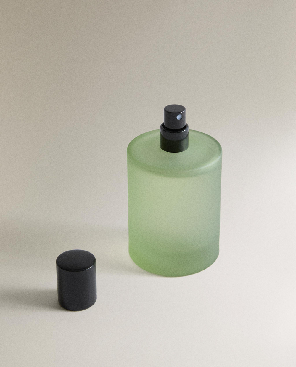 Zara Home Интерьерный ароматический спрей для текстиля Tuberose, 100 мл