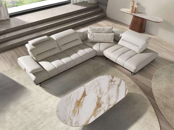 Угловой диван с правым шезлонгом 6244 из светло-серой кожи