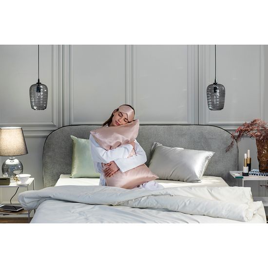 Маска для сна из натурального шелка цвета пыльной розы из коллекции essential