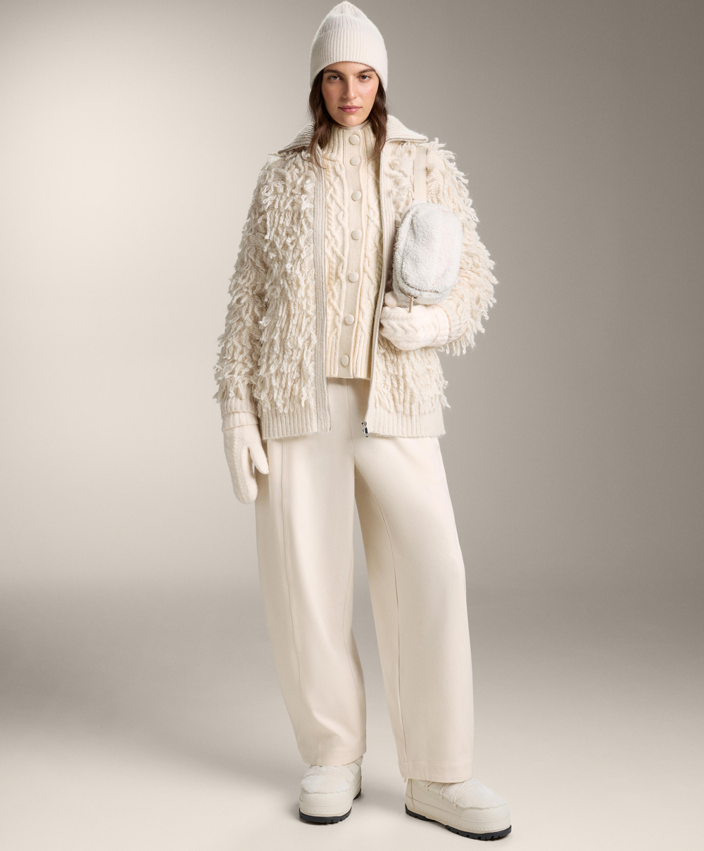 Oysho Вязаная куртка с бахромой, светлый экрю