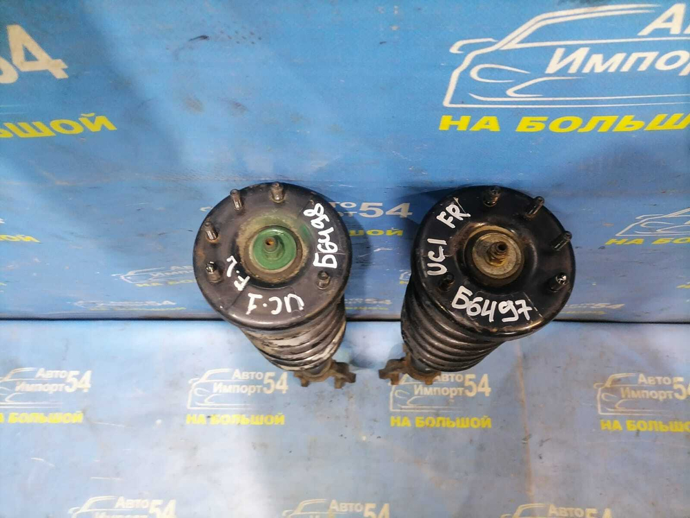 Стойка передняя правая Honda INSPIRE 2003-2007