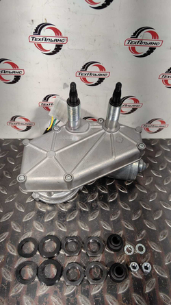 Мотор стеклоочистителя 15041090