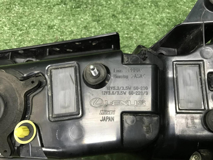 Фонарь Комплект фонарей Lexus LX 3 (2015-2023)